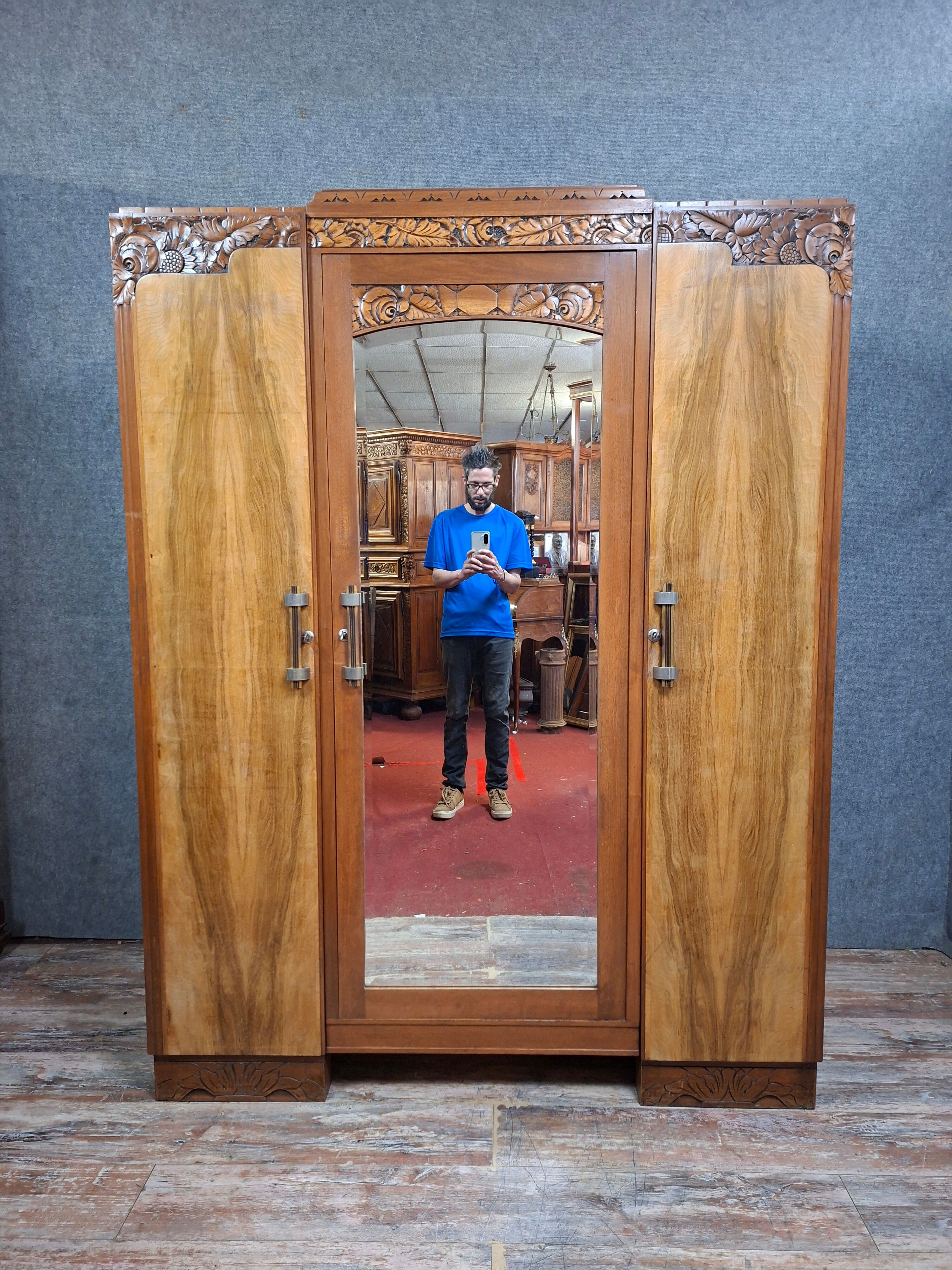 three-door wardrobe in fruitwood veneer, Art Deco style