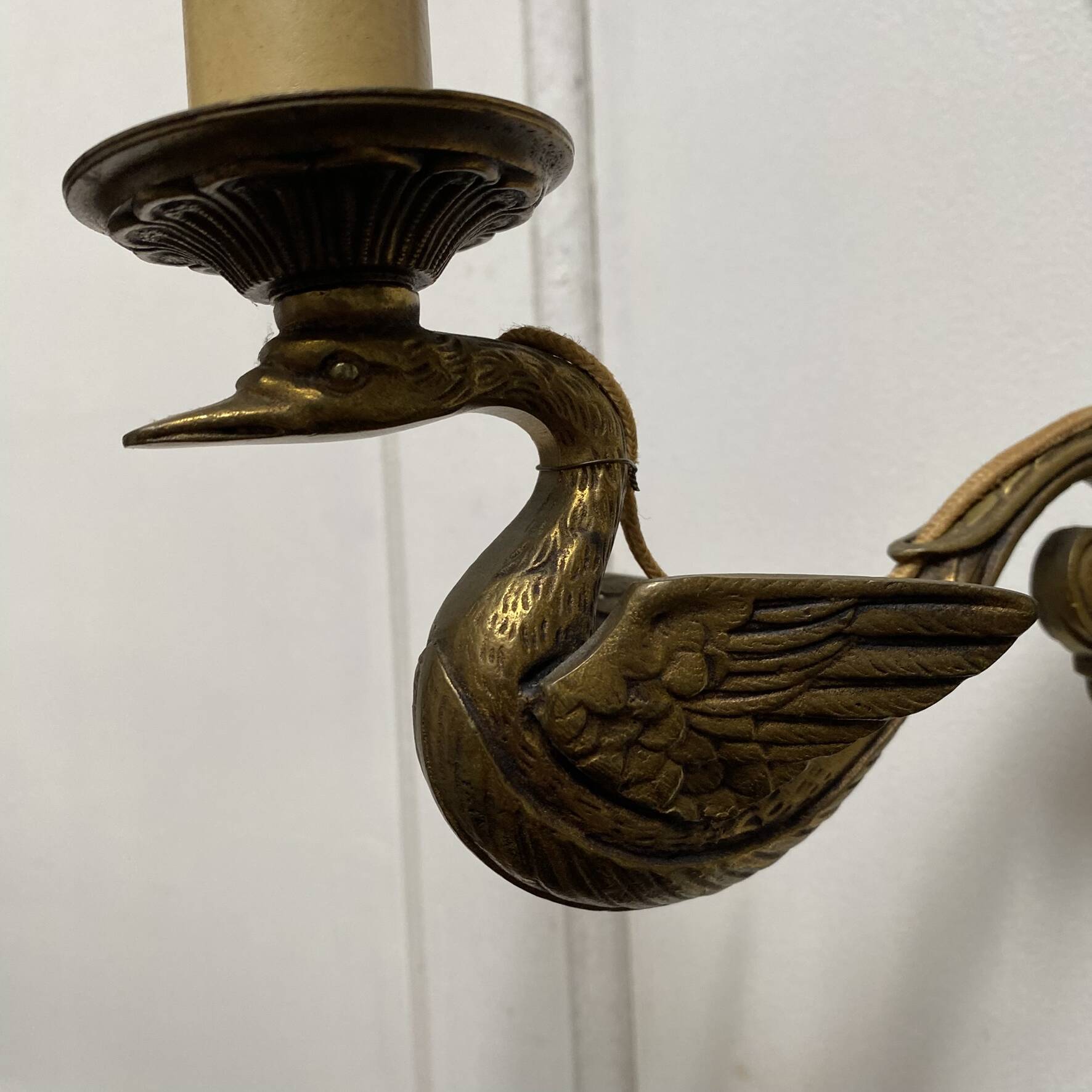 Double fire wall sconces in Empire style