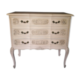 Queen Anne chest of drawers