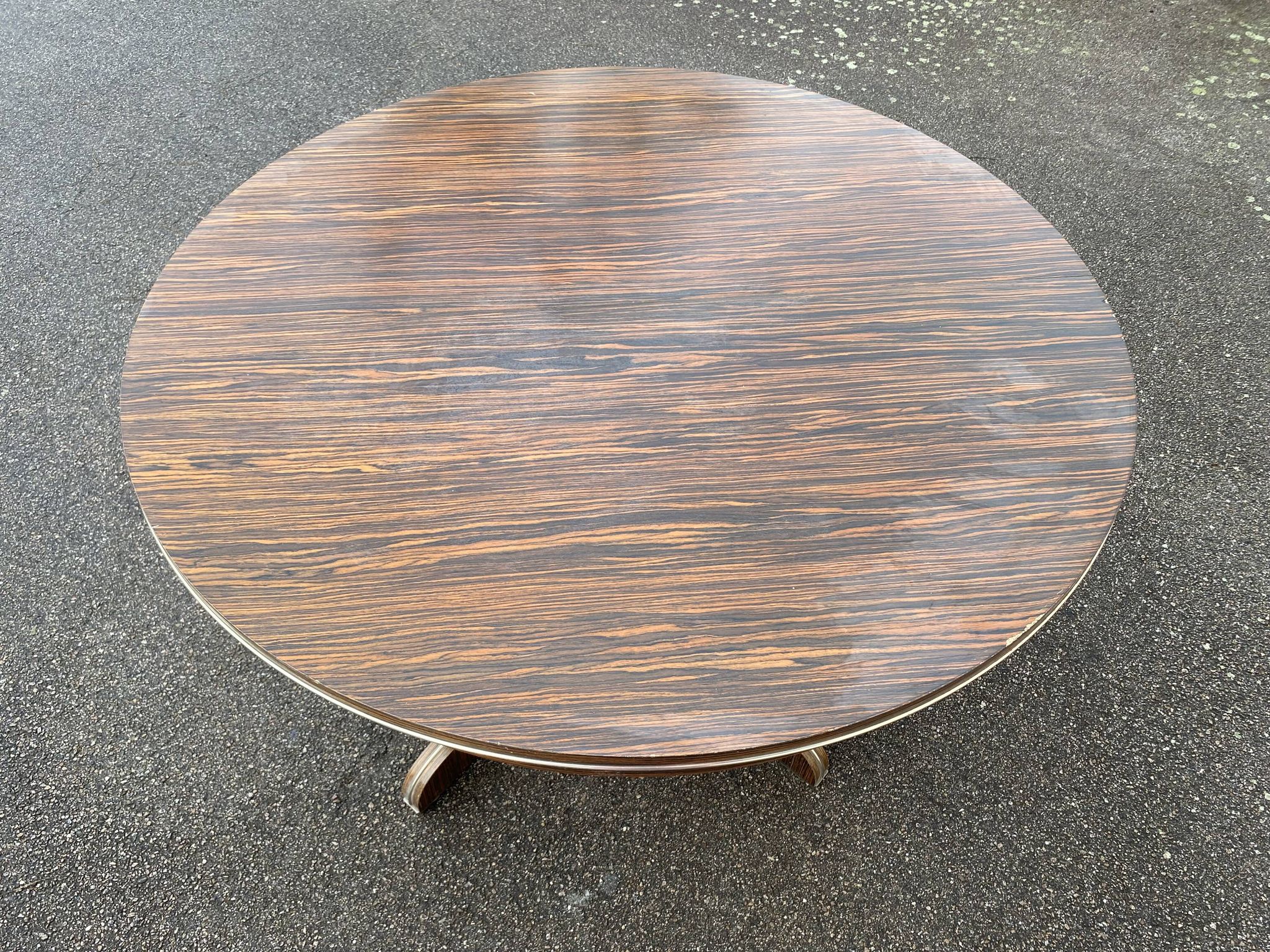 Table de salle a manger vintage