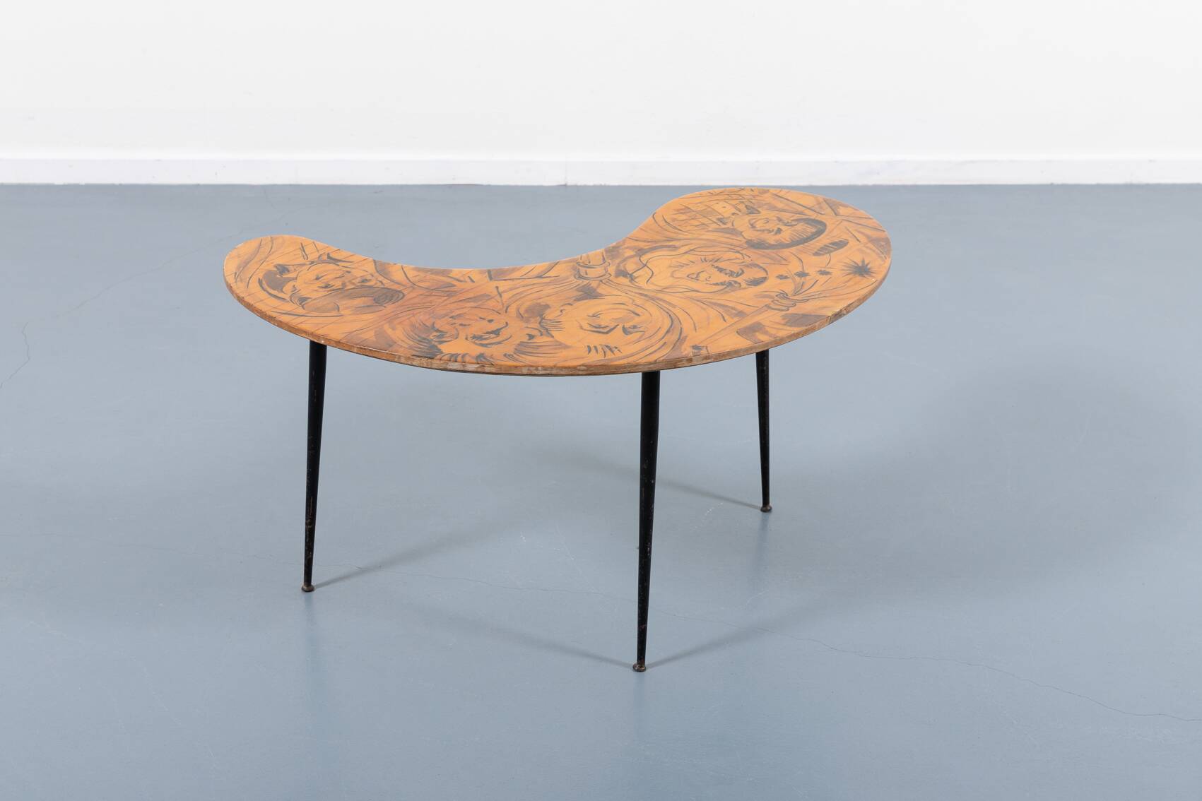 Unique Sculptural Italian Mid-Century side table, 1950’s