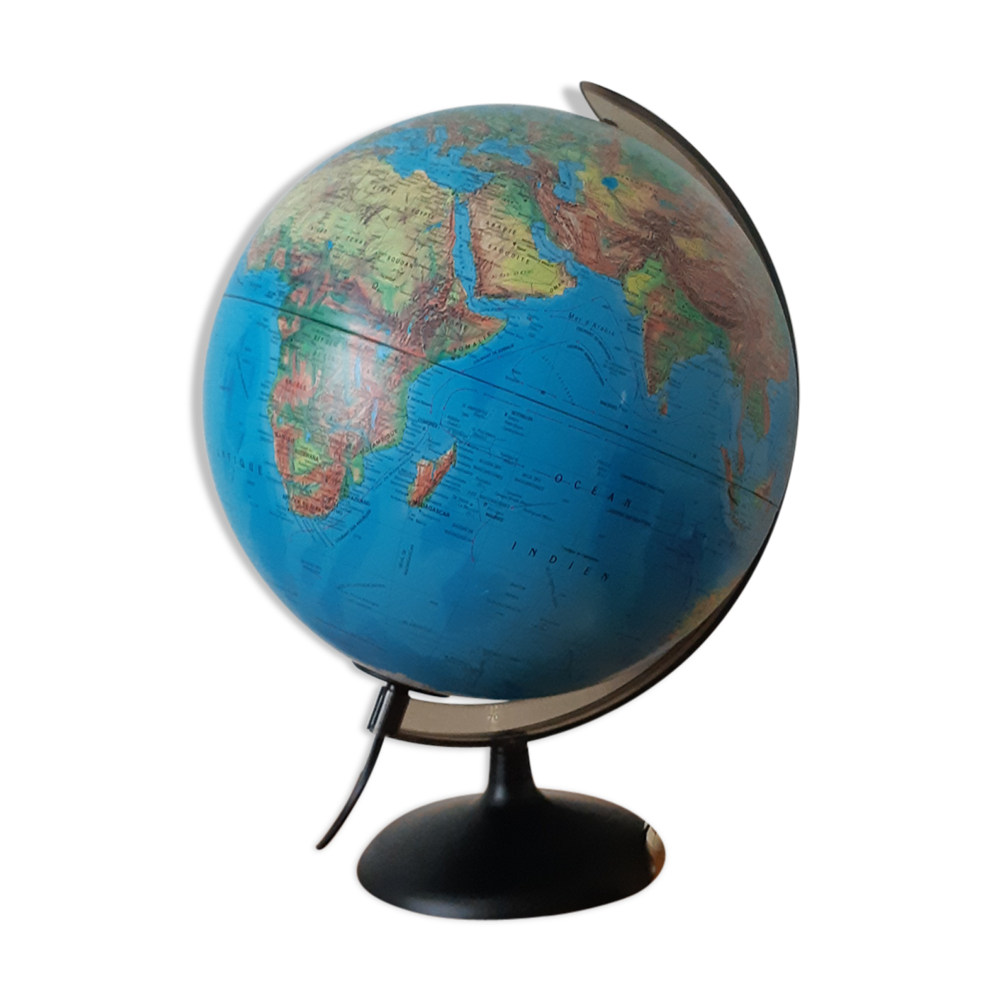 Sudime light earth globe