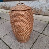 Woven straw basket