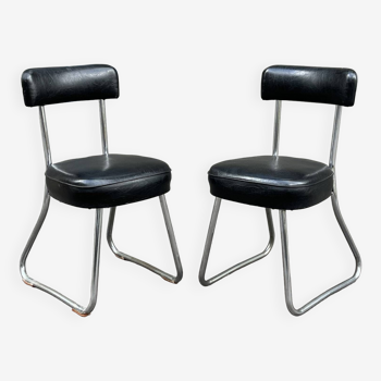 Paire de chaises modernistes années 60