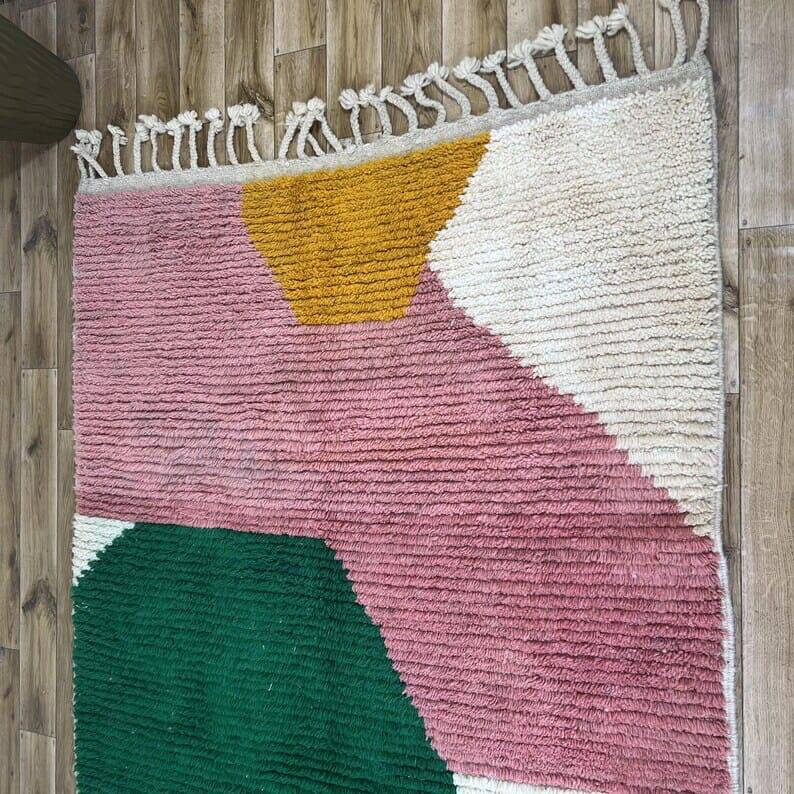 Handmade traditional Atlas Berber rug size 200 x 300 cm