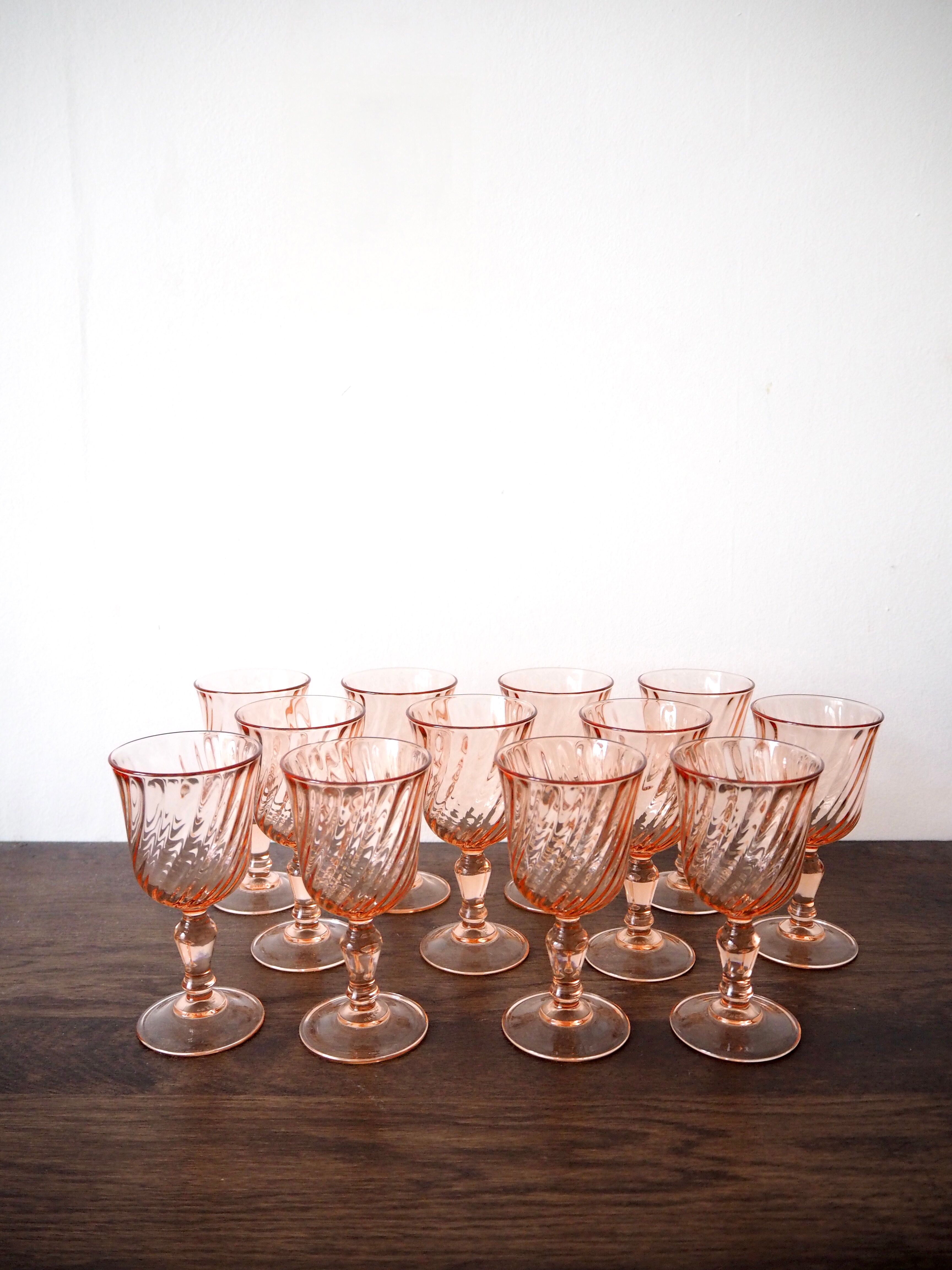 Set of 6 Rosaline stemmed glasses