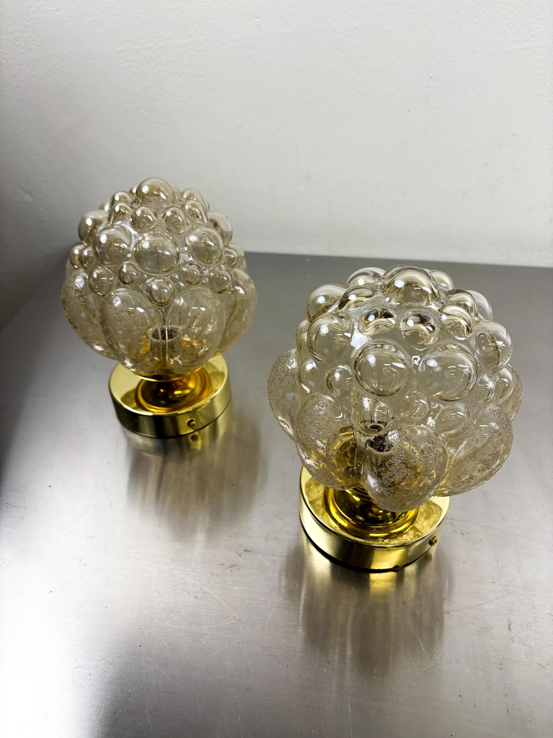 Paire de appliques en verre bulle – style Helena Tynell, Allemagne années 1970