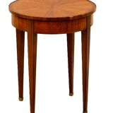Pedestal table