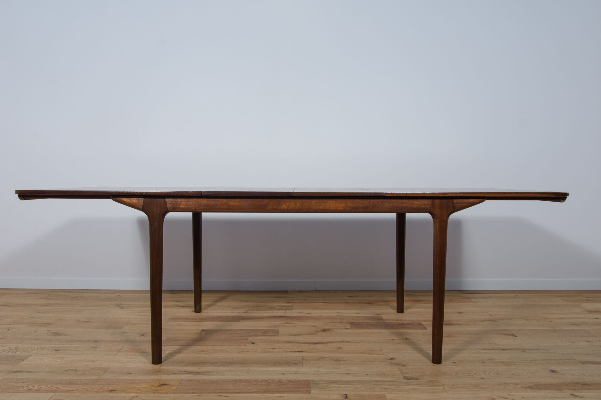 Mid-Century Teak Extendable Dining Table from McIntosh, 1960s