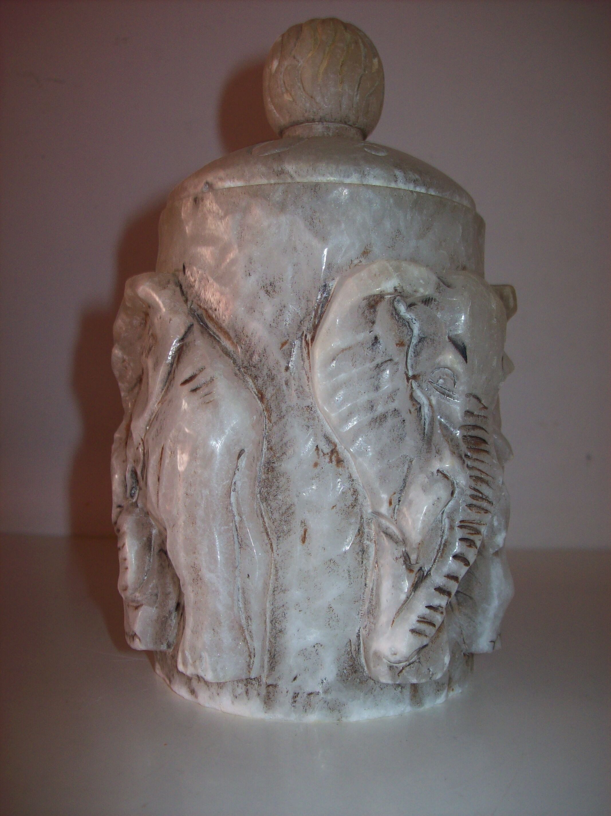Alabaster pot