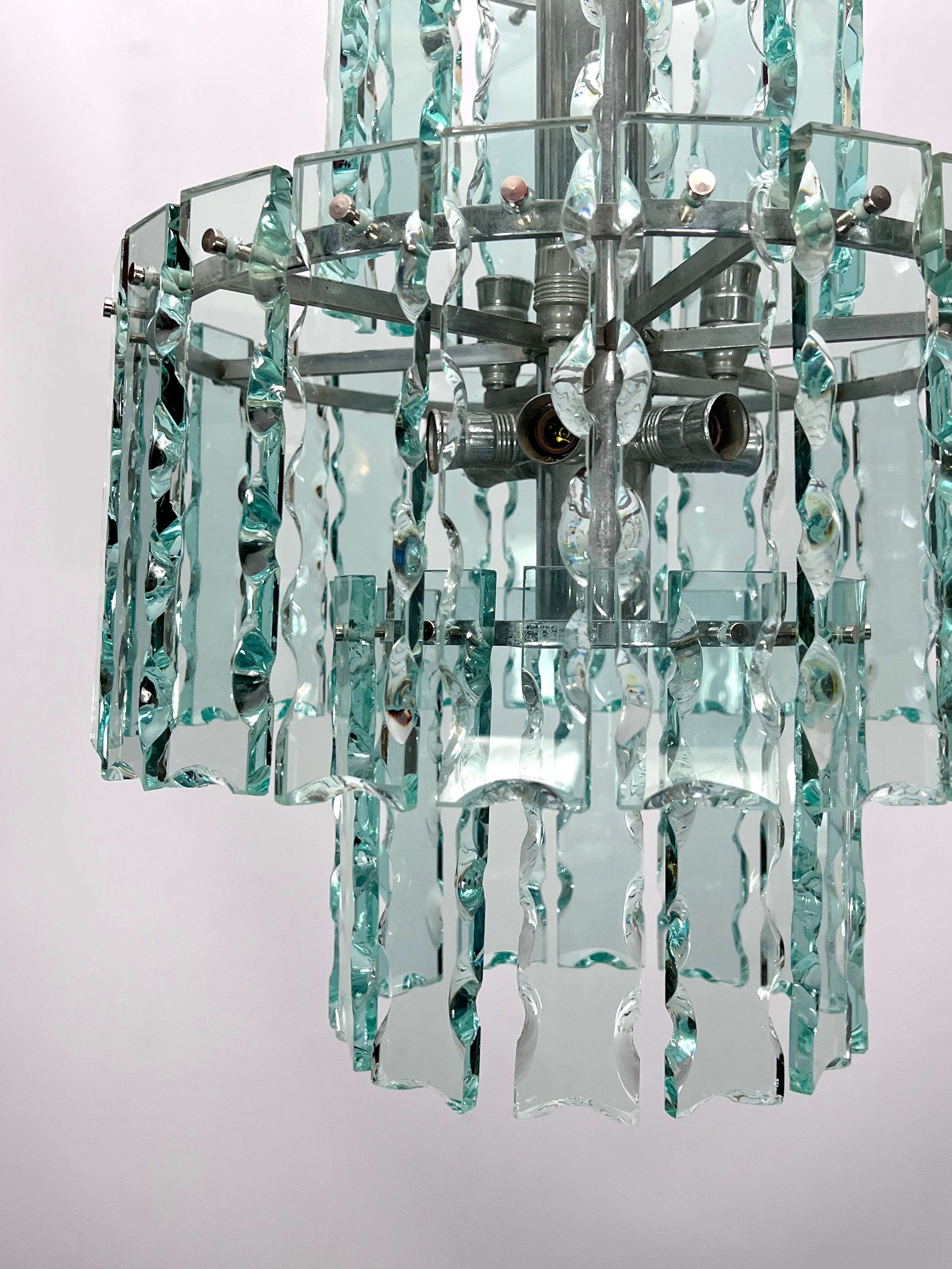 Italian cut glass chandelier by Zero Quattro. 1970s