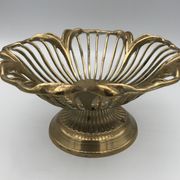 Stand cup or vintage basket of floral shape in golden brass, italy