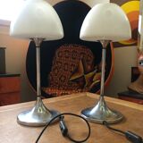Set of 2 vintage tulip foot lamps