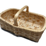 Vintage flat basket with handle