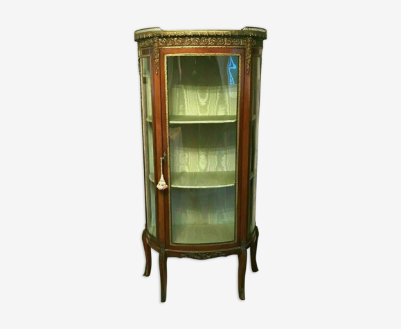 Vitrine bombée de style Napoléon III Acajou et bronzes XX siècle