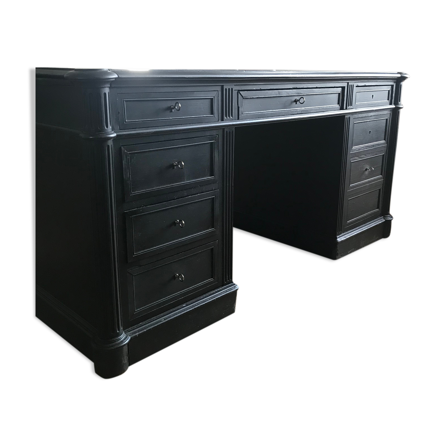 Former double-sided notary office 19 and me