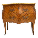 Commode galbé Louis XV