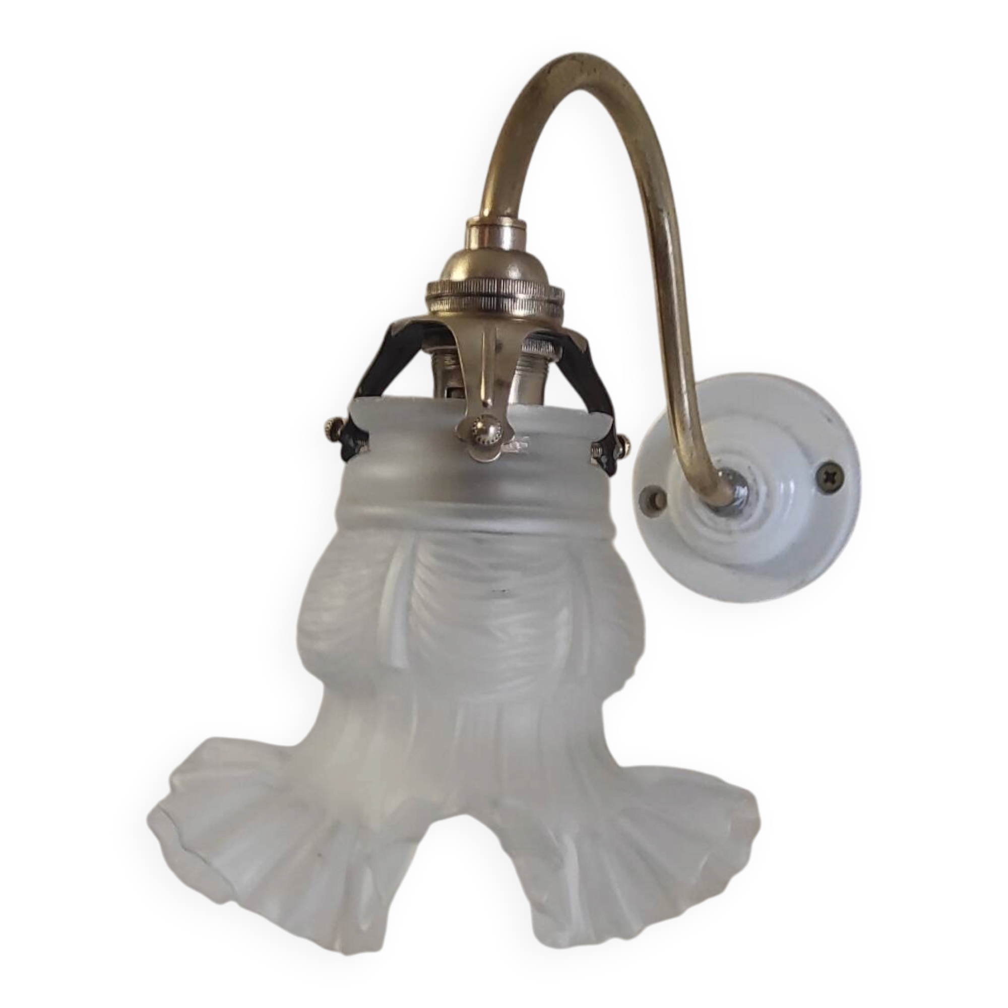 Swan neck wall light in brass, porcelain and glass paste - mid 20th century.