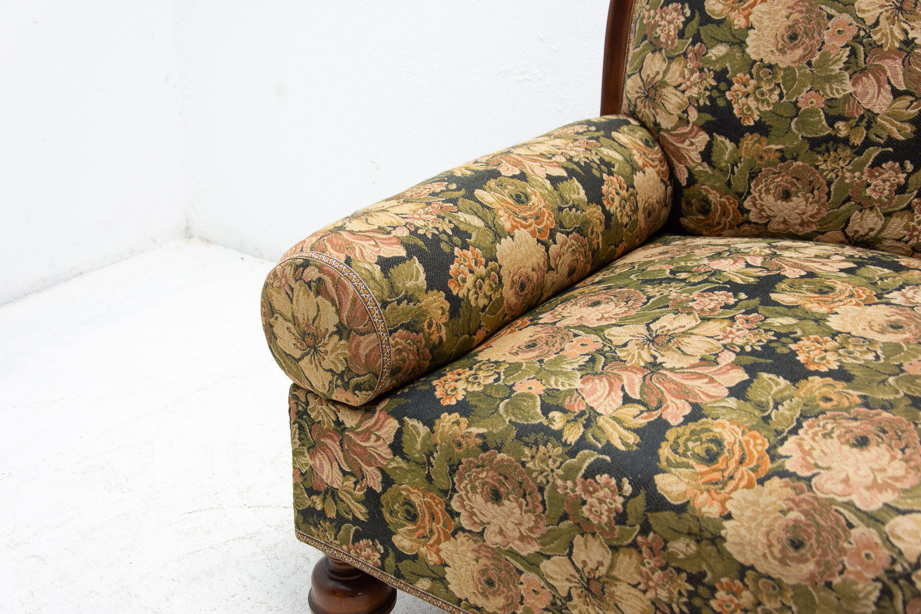 Historicizing sofa, Austria-Hungary, 1900