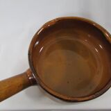 Enamelled terracotta pan