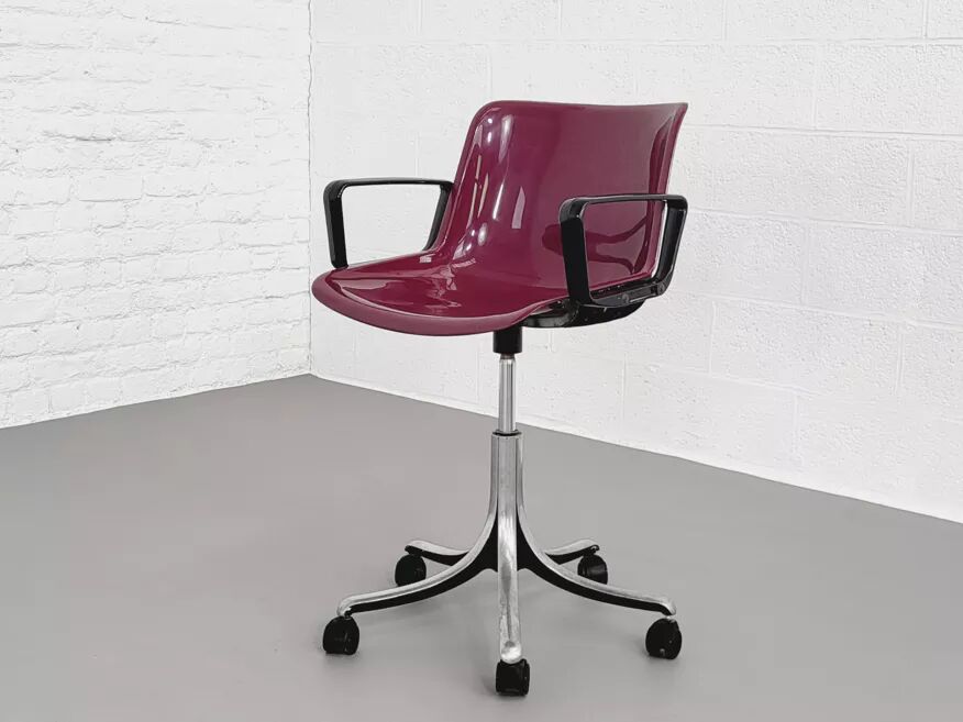 Vintage designer office armchair by Osvaldo Borsani for Tecno, Modus model