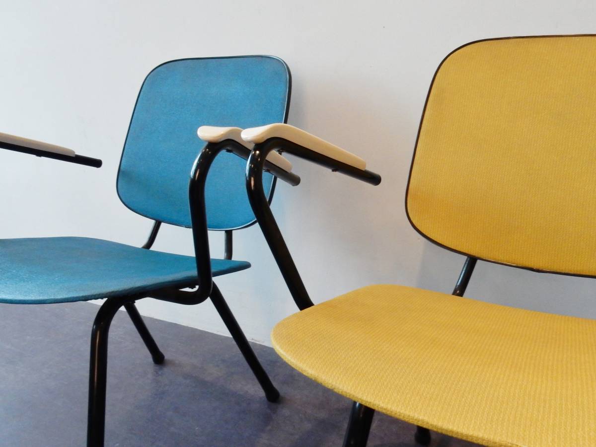 Set of two armchairs in yellow and blue 1950s/60s