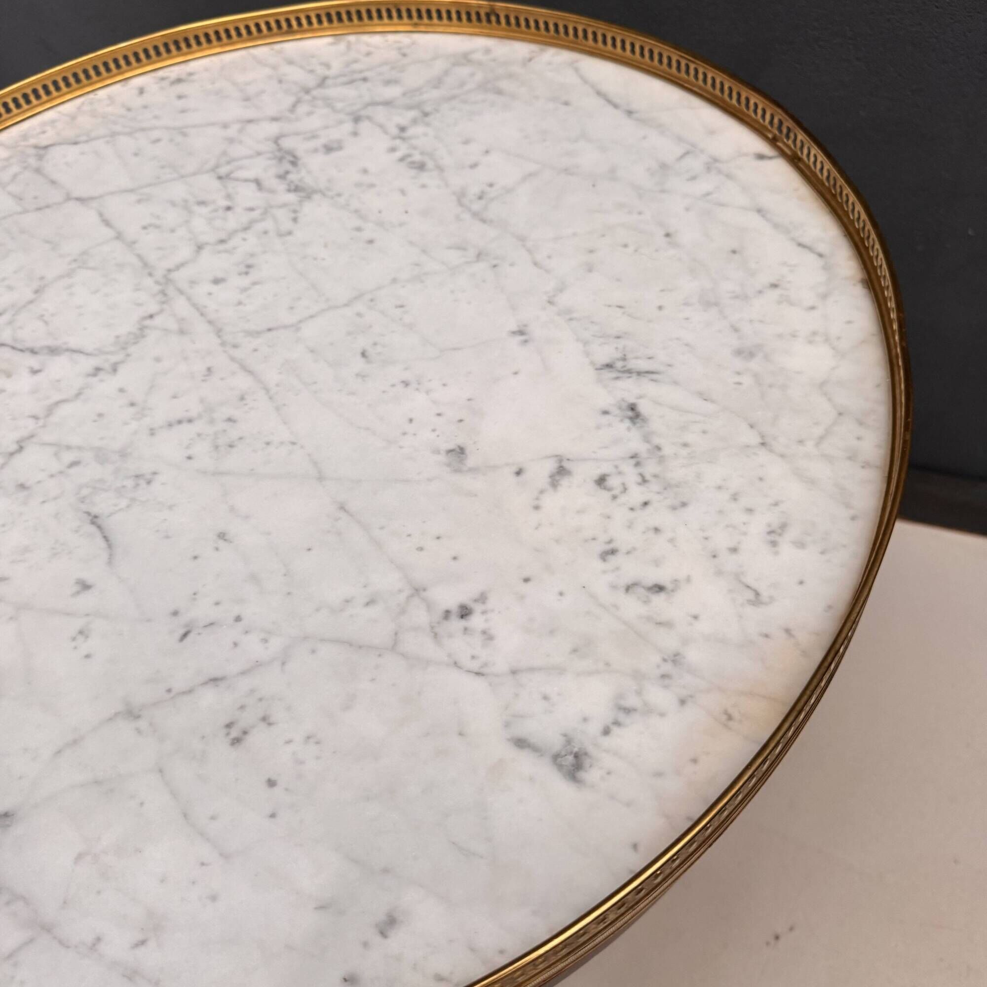 Louis XVI style bouillotte table in mahogany and white marble - Ø 60 cm