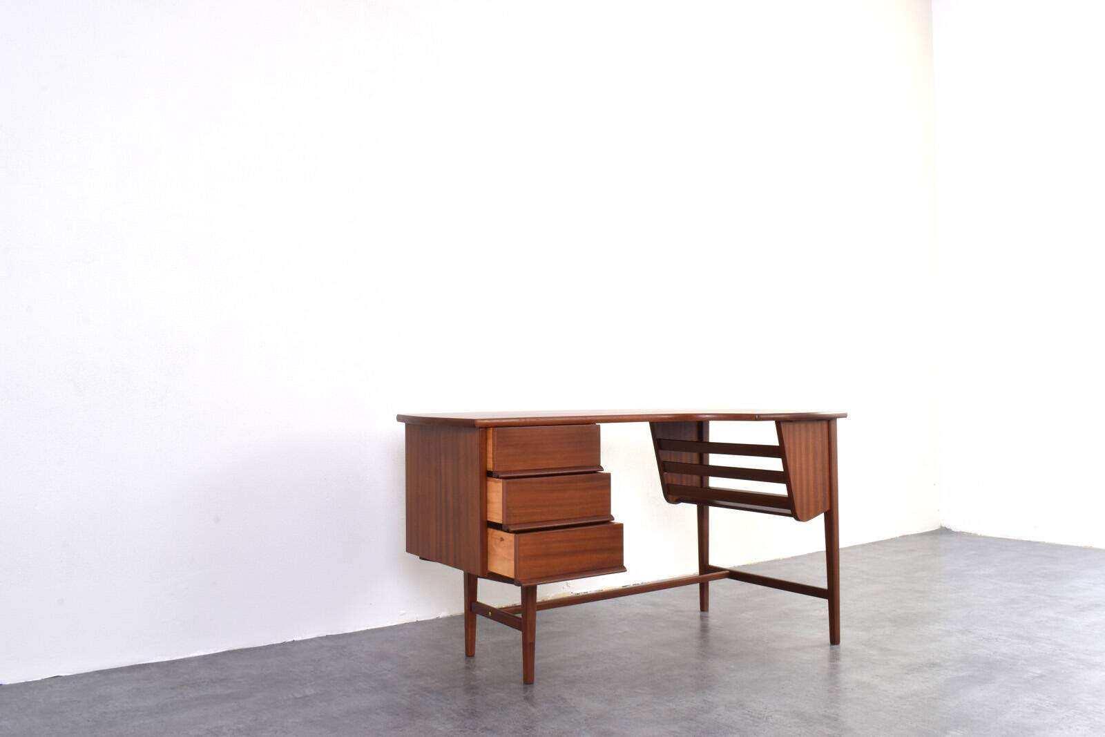 Mid-Century Kidney Shaped Danish Teak Desk, 1960s.