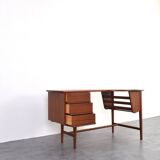 Mid-Century Kidney Shaped Danish Teak Desk, 1960s.