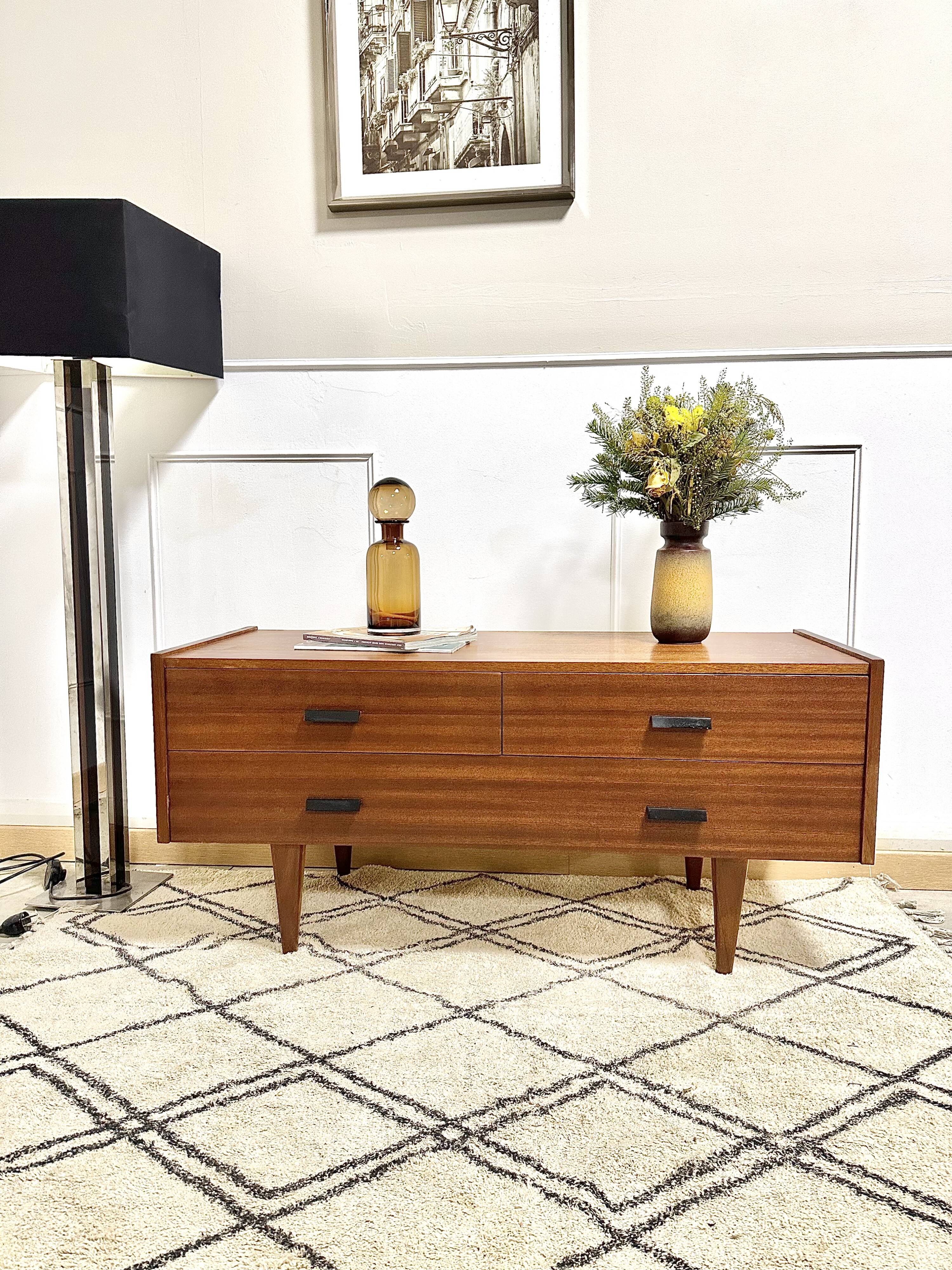 Low Scandinavian teak row