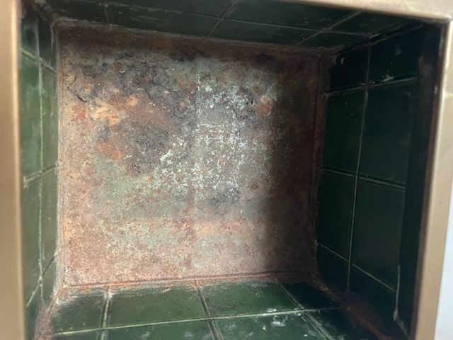 Pot cover in sheet metal and brass Art Nouveau Vienna Secession.