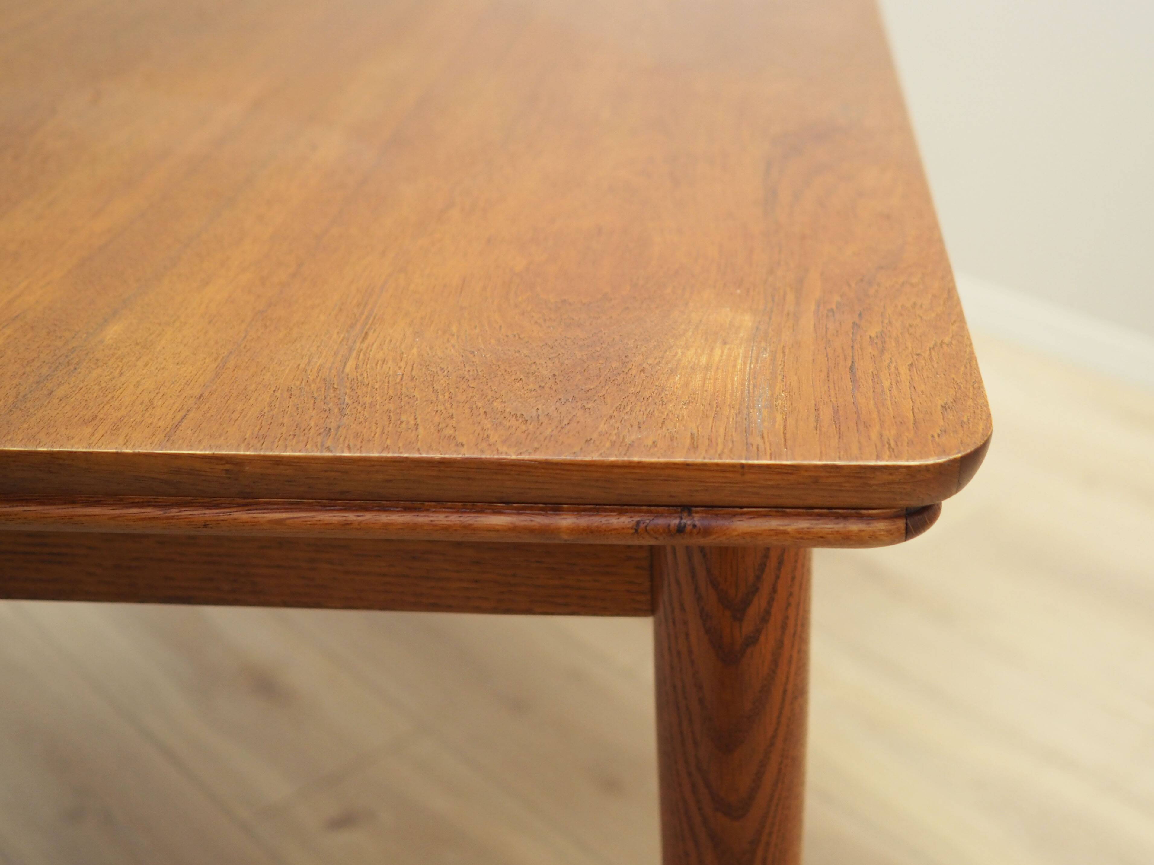 Oak table, Danish design, 1970s, production: Denmark