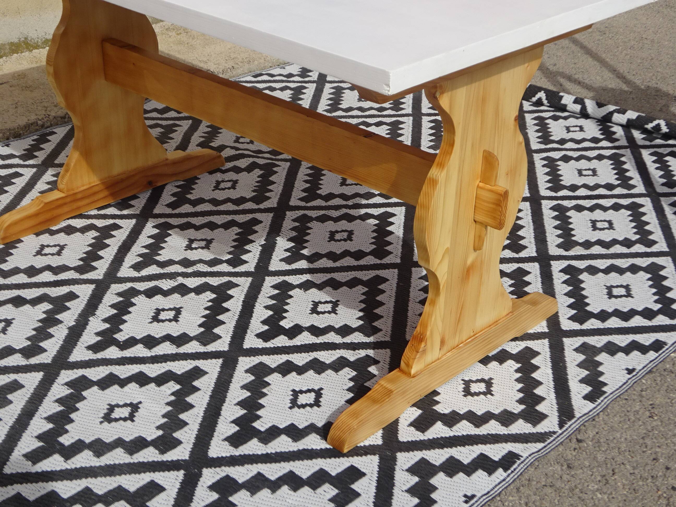 Table made entirely of solid pine, white top.