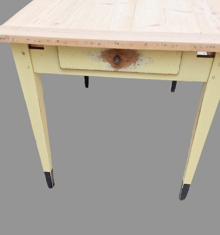 Farmhouse table