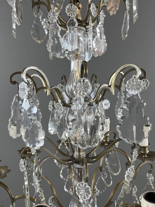 Lustre en bronze, laiton et cristal, début XXe siècle