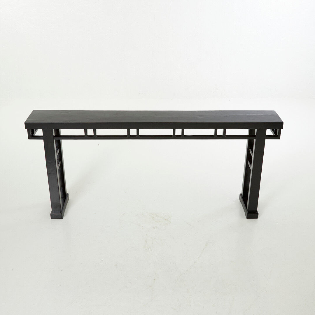 Table console en bois laque noire, style asiatique du XXeme siècle