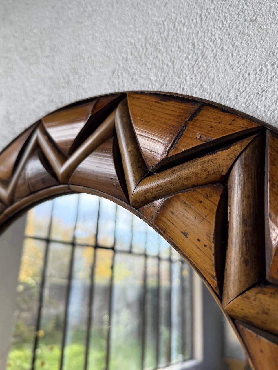 Round rattan mirror 1980