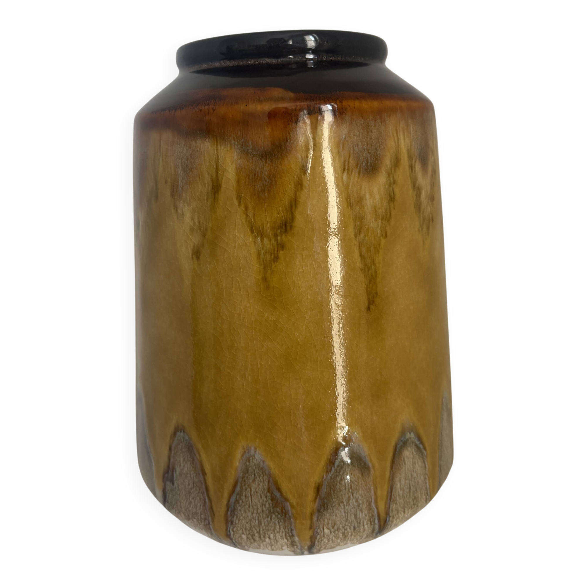 Set of 10 decorative items