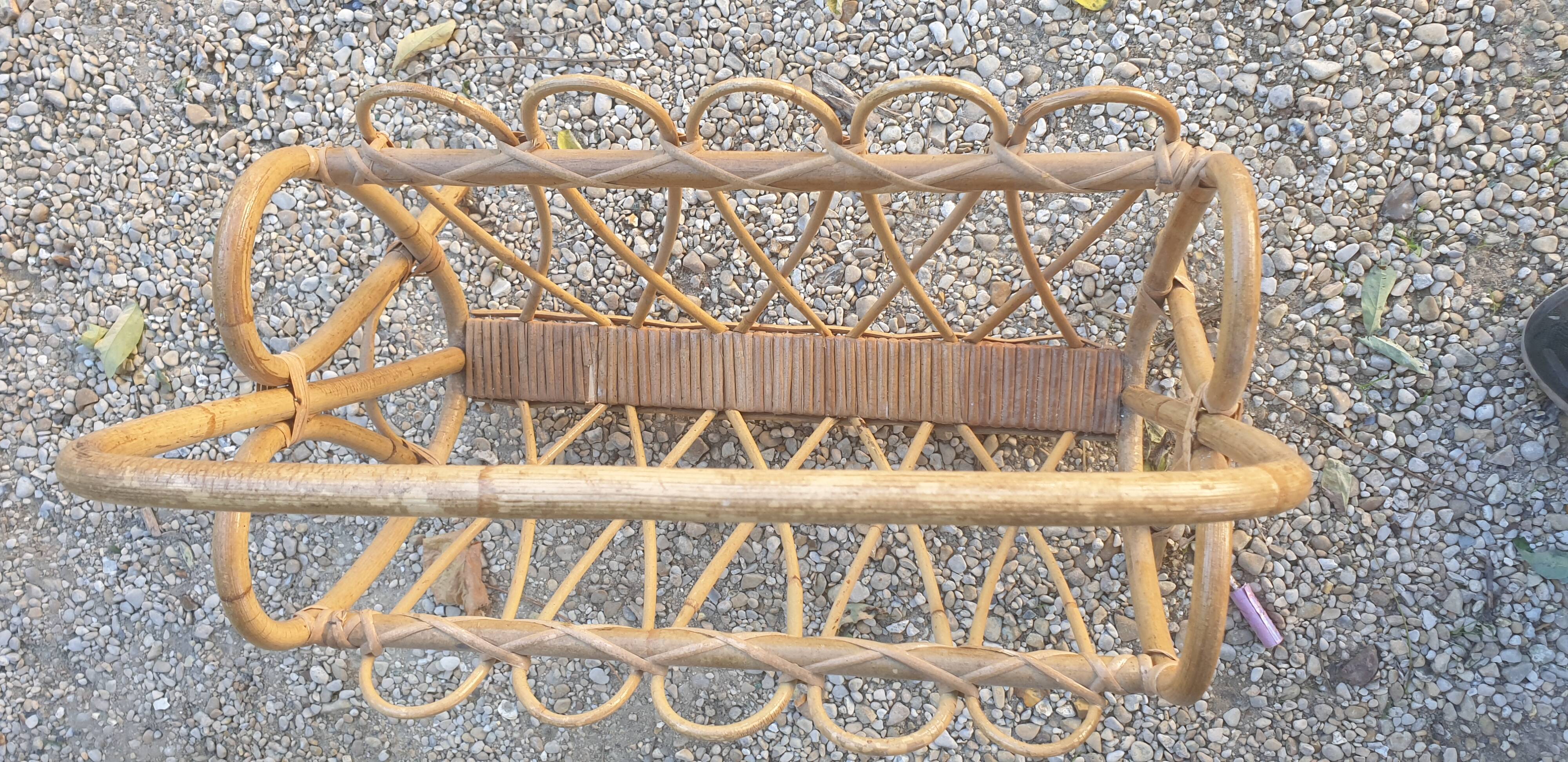 Bamboo magazine door