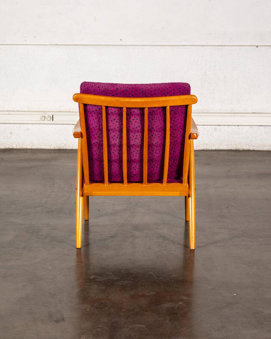 Boomerang armchair in mauve fabric