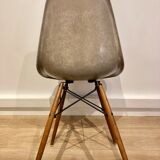 4 Eames DSW Fiberglass Chairs for Herman Miller