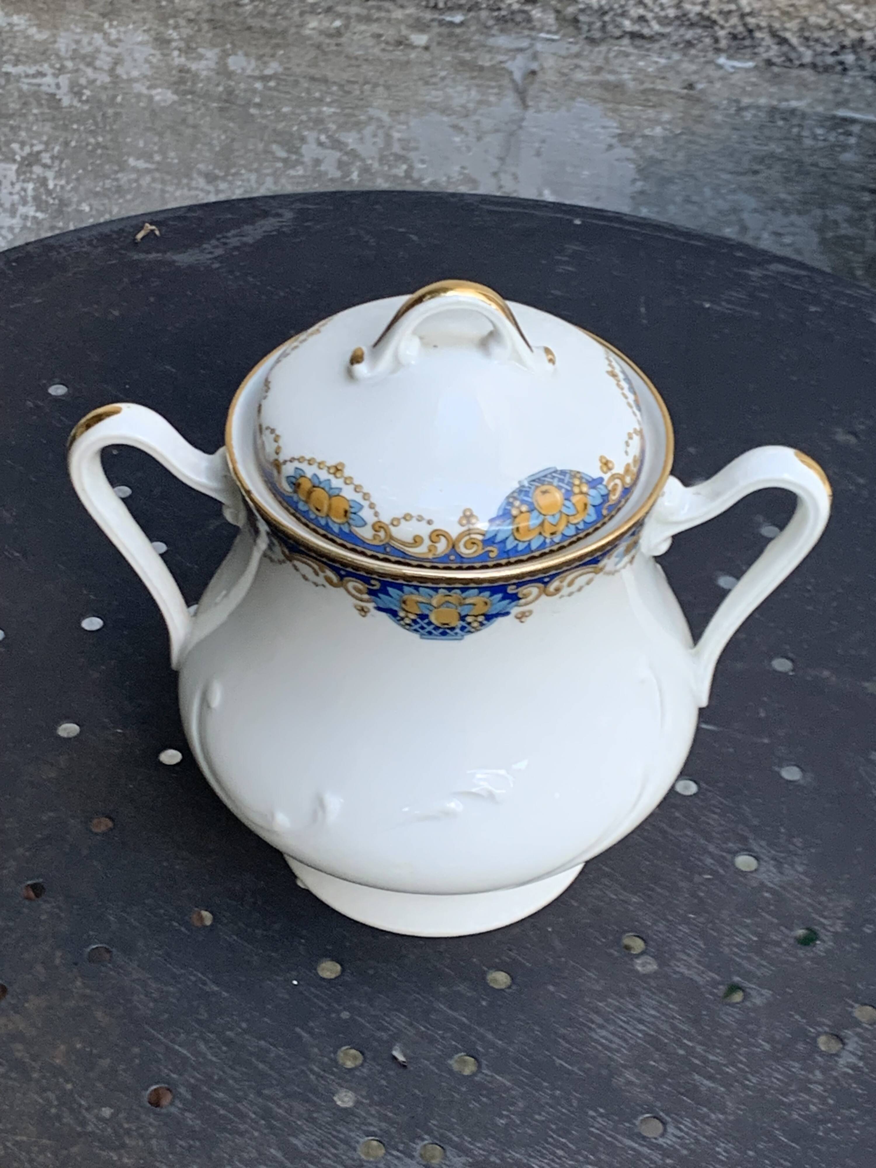 Sucrier et pot a lait, PP limoges france, porcelaine blanche art deco