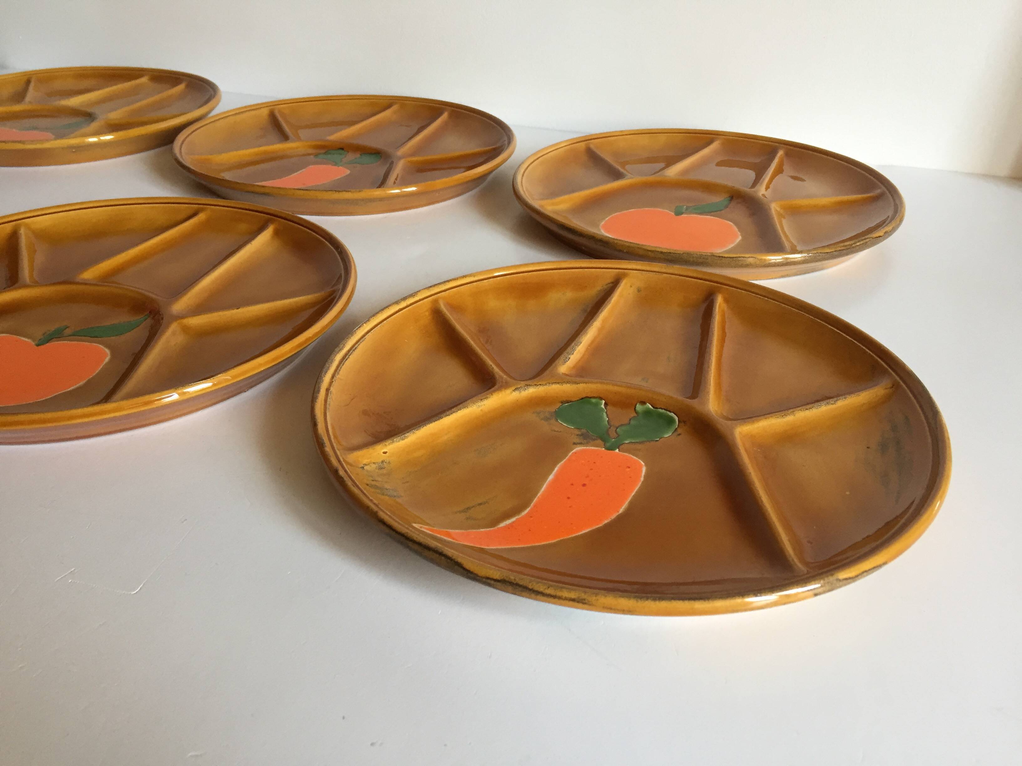 6 vintage compartmented plates