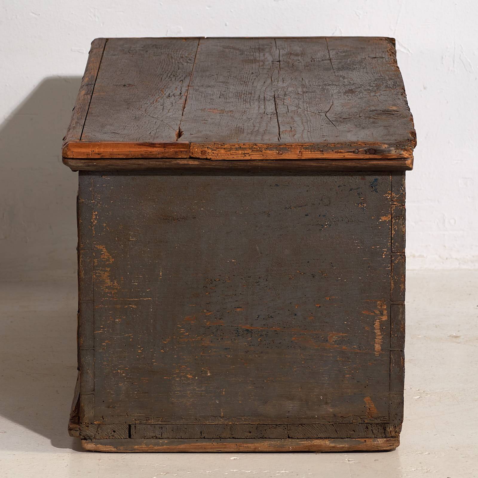 Antique chest with pearl grey patina (c.1900) #28