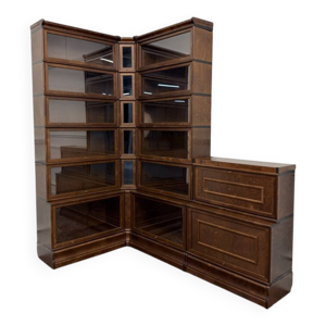 Bibliothèque d'angle