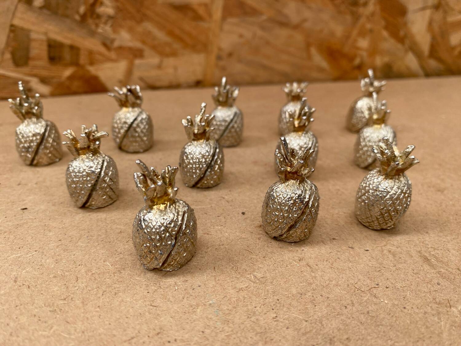 Set of 12 vintage gold metal pineapple shaped table place markers