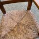 Réhausseur chaise haute enfant du 19ème en bois massif paillée