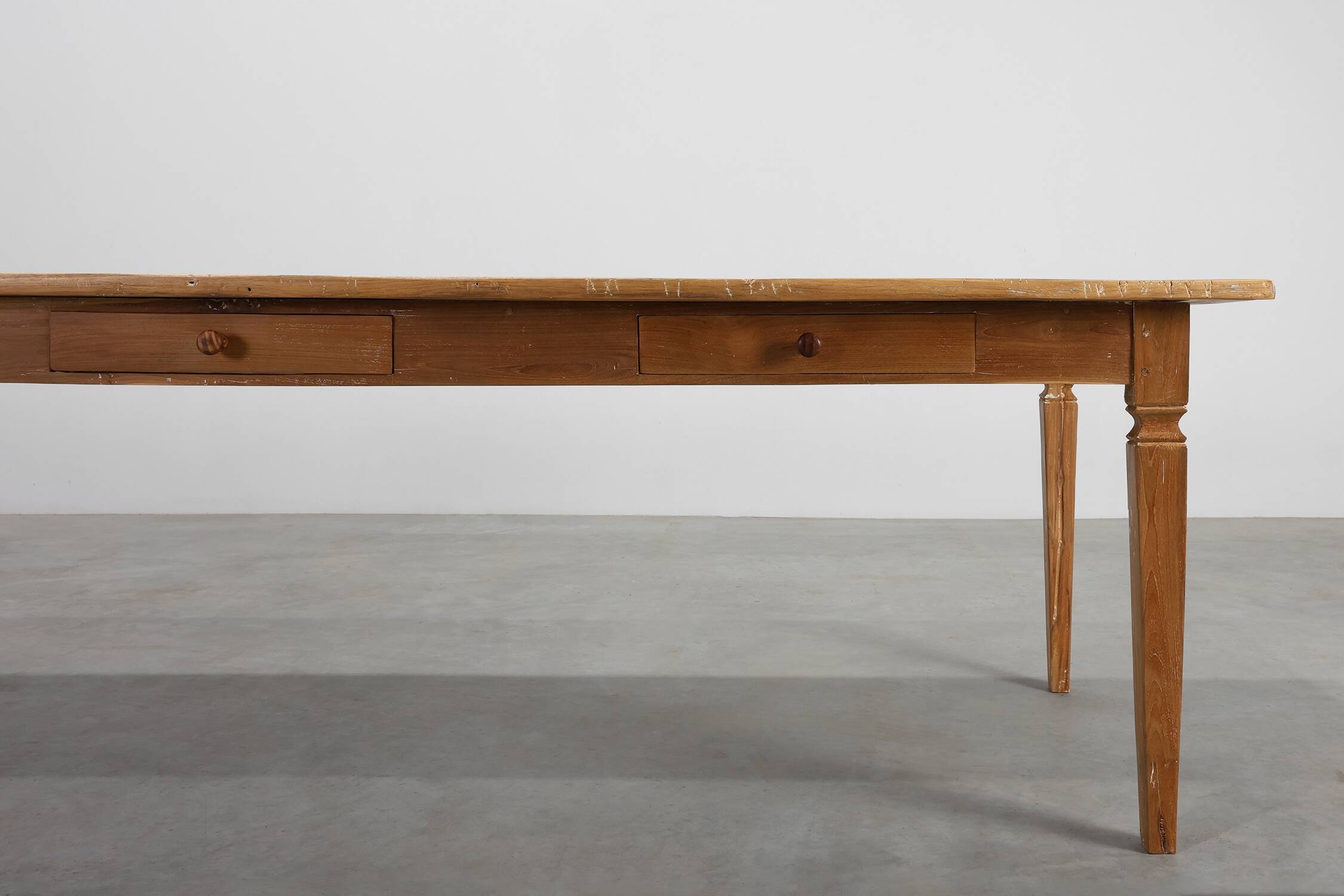 Table de ferme provinciale en bois d'orme, France vers 1850