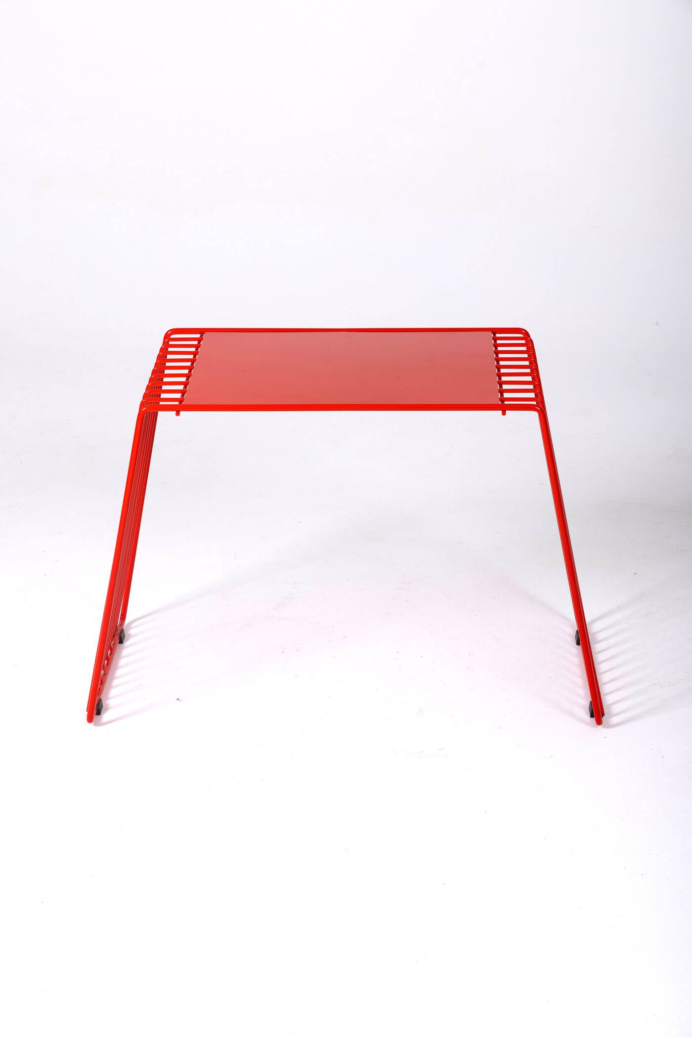 Children's metal desk