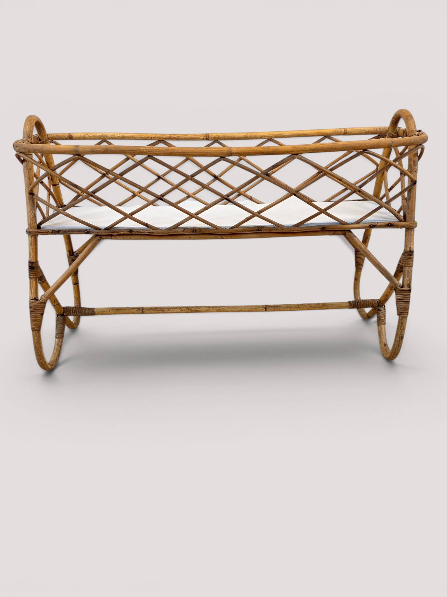 Vintage standing planter in rattan and bamboo – Riviera style, 1970s